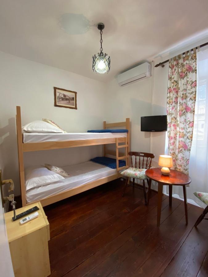 Viktor Rooms كوتور المظهر الخارجي الصورة