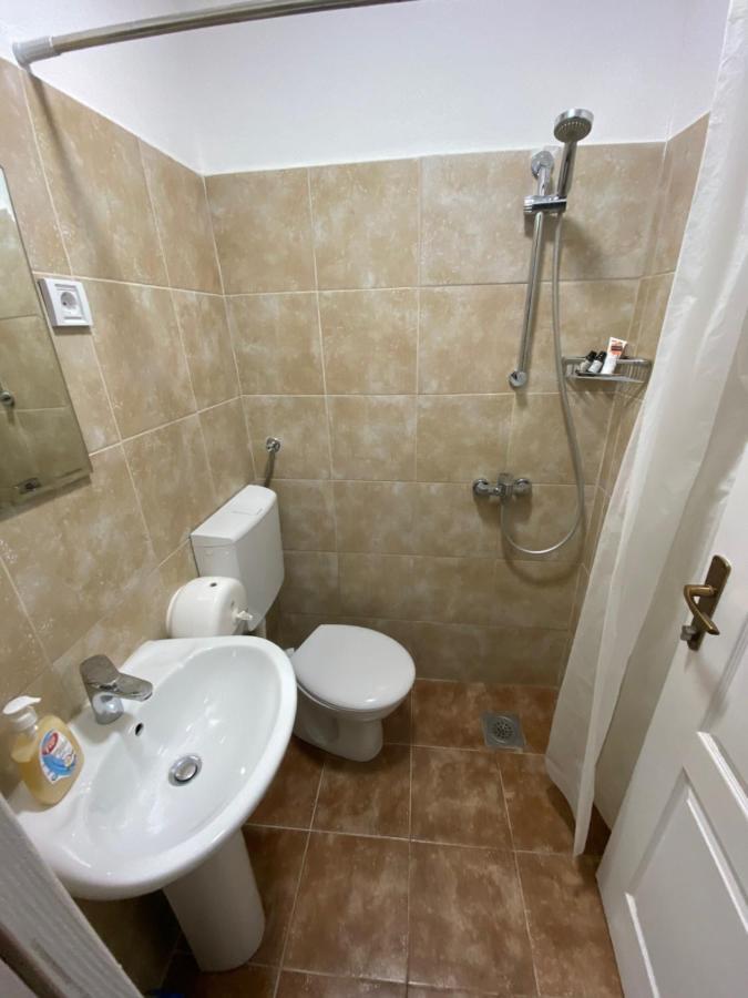 Viktor Rooms كوتور المظهر الخارجي الصورة